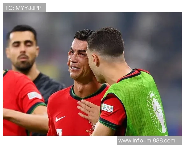 特朗普自夸足球技艺虽不及C罗梅西但速度更胜一筹