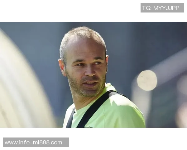 维蒂尼亚分享与伊涅斯塔合影感慨与足球巨星同框的幸运时刻