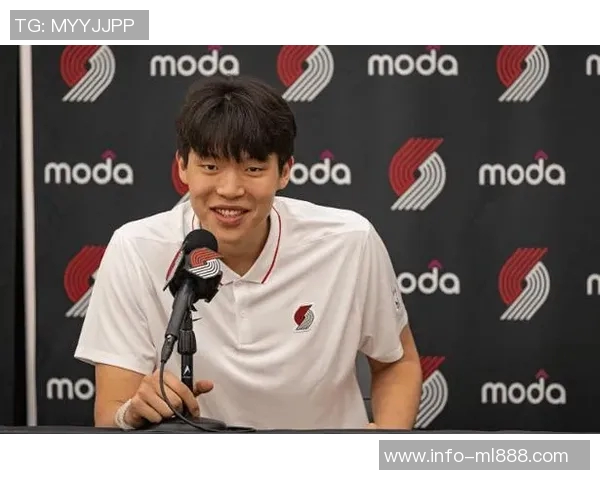 杨瀚森在开拓者G联盟中不断挑战体能锻炼适应能力提升个人竞技水平