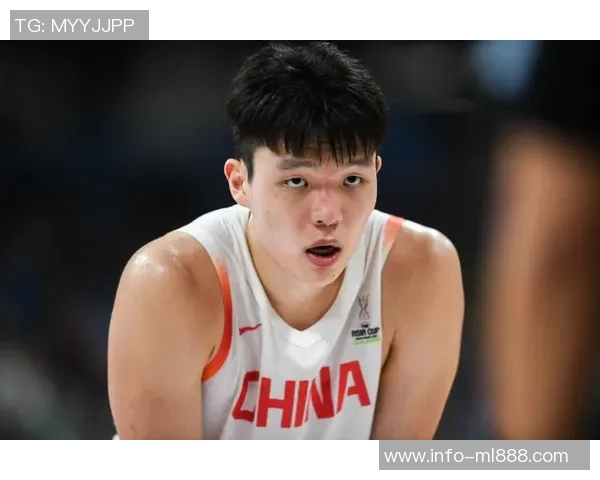 杨瀚森受伤暂时退赛晒照回应粉丝关心表示问题不大