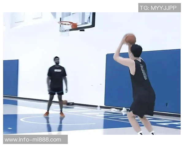 杨瀚森在篮下对抗能力不足前场篮板和挡拆时易遭犯规困扰 杨瀚森在篮下对抗能力不足前场篮板和挡拆时易遭犯规困扰